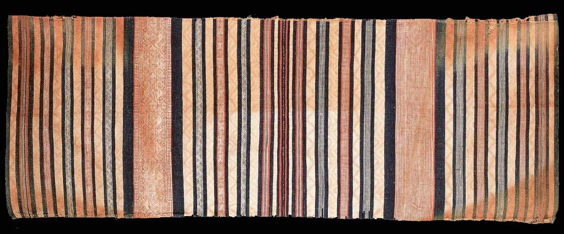Description: An early nineteenth century lau pahikung