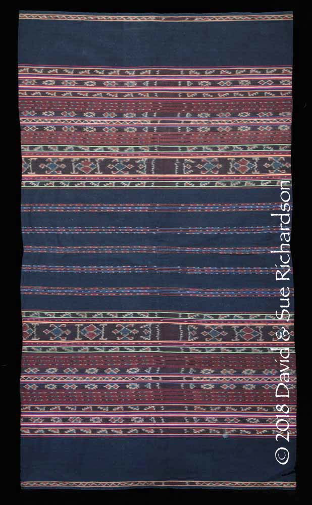Description: A 'kafate bul ihing launjia' woven in 1993