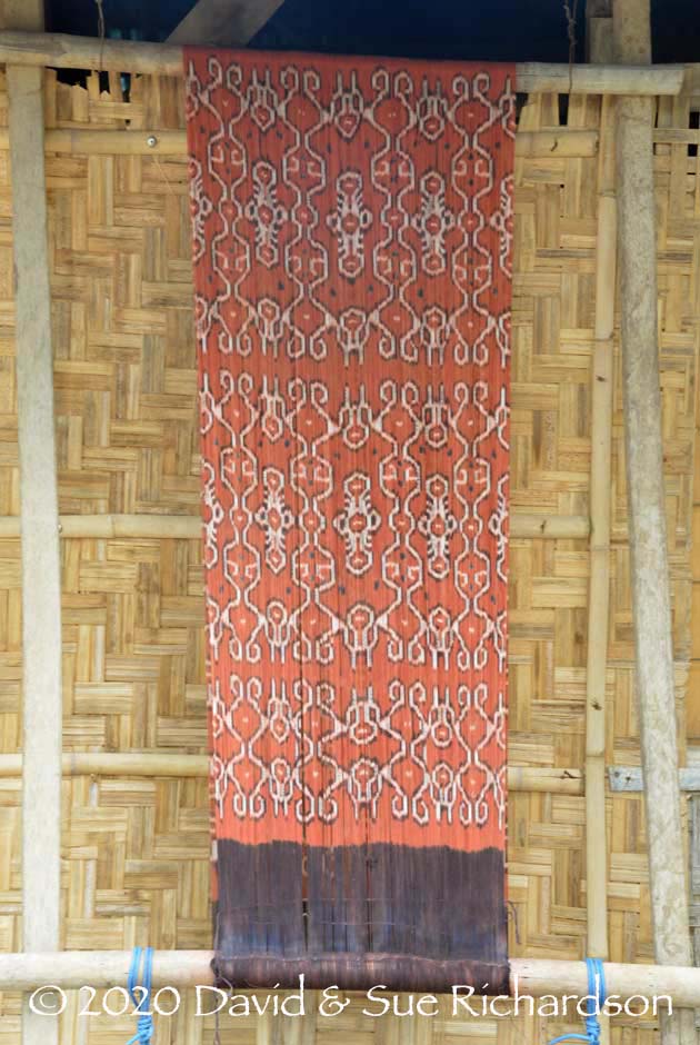 Description: Unwoven ikatted warps for two panels of a lau hiamba patola kamba