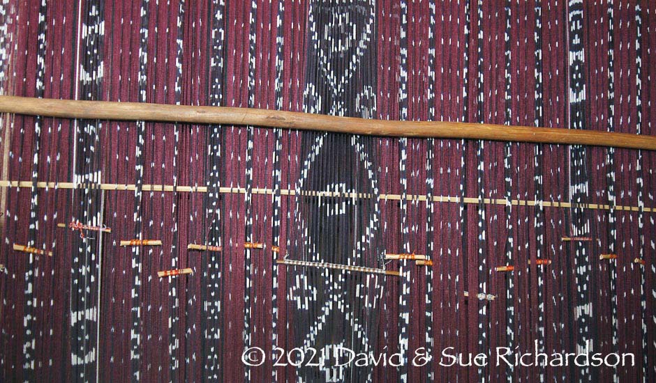 Description: Ikat alignment