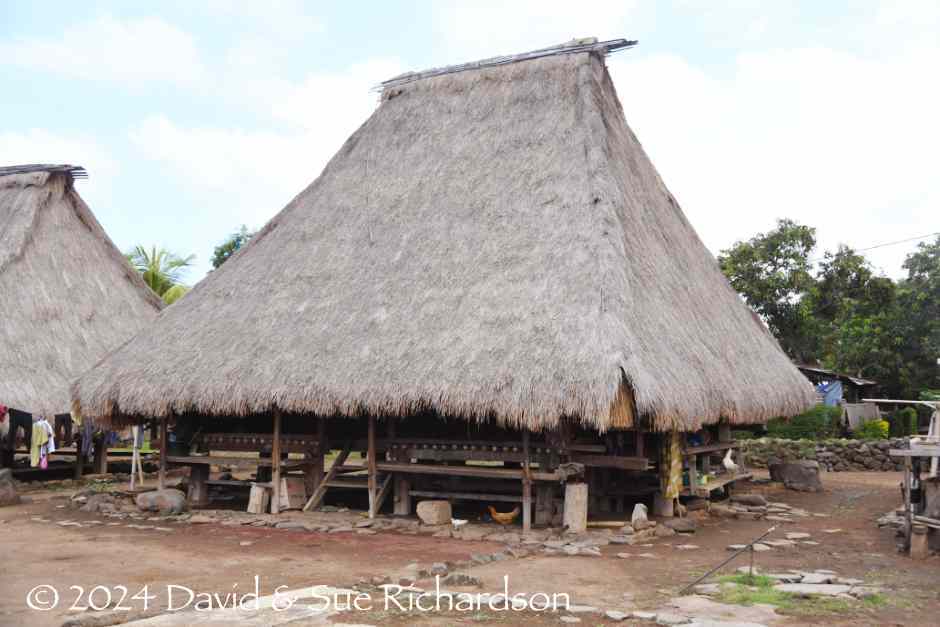Description: Sa'o Labo