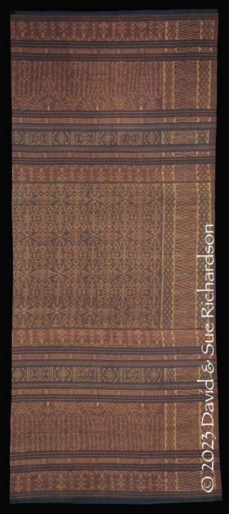 Description: A lawo luka woven by Mama Flor in the 1980s