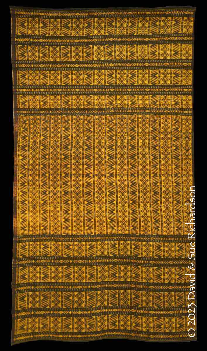 Description: A lawo lombo lere woven by Petronela Ji'e